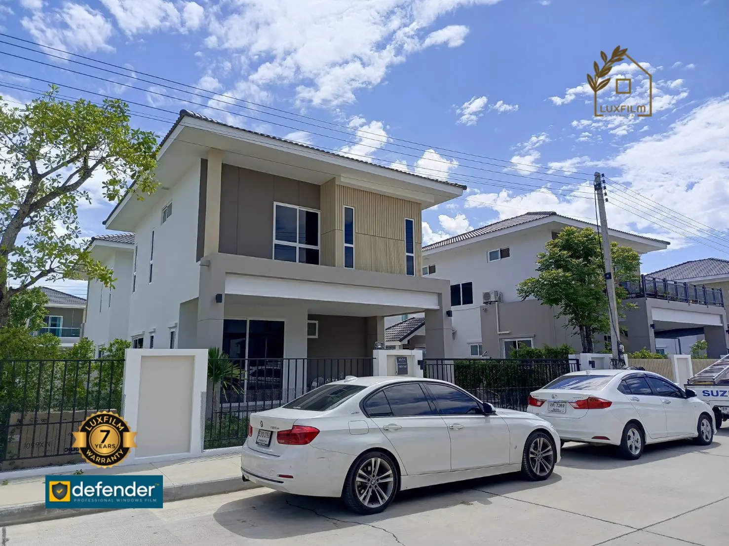 ฟิล์มติดบ้านพร้อมโรงจอดรถ