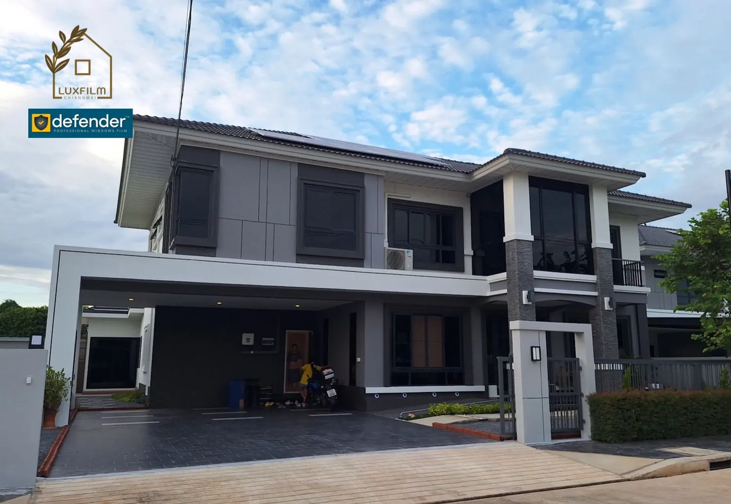 ฟิล์มอาคารบ้านสองชั้นสไตล์โมเดิร์น เชียงใหม่