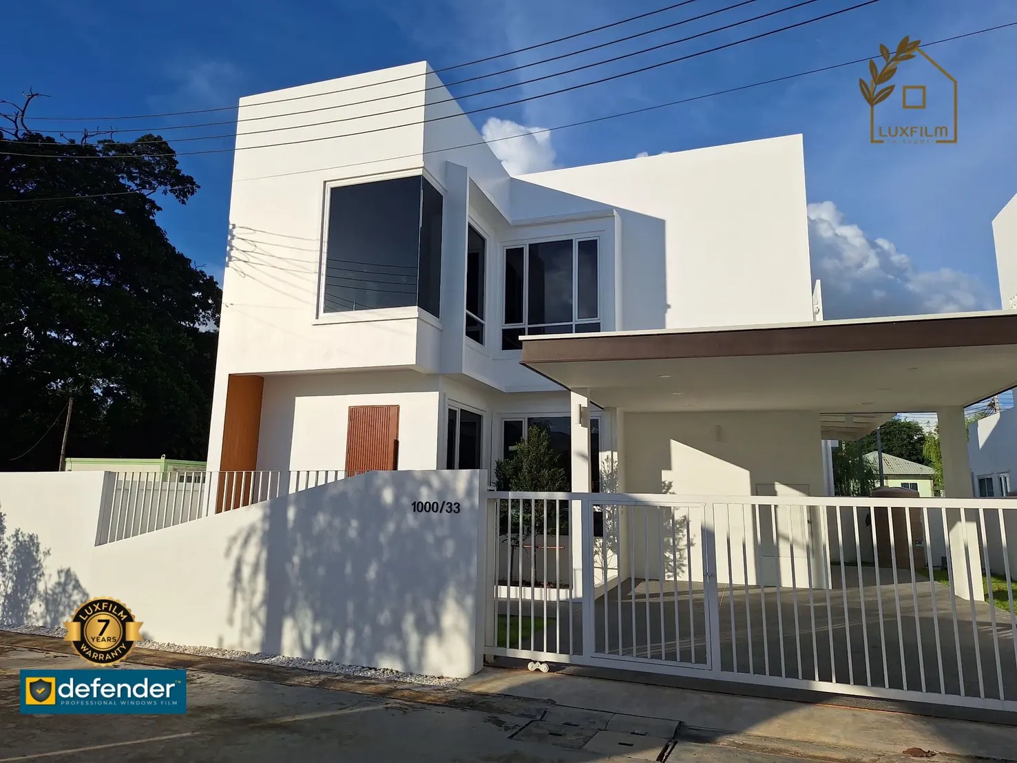 ฟิล์มติดบ้านสีขาวสไตล์โมเดิร์น